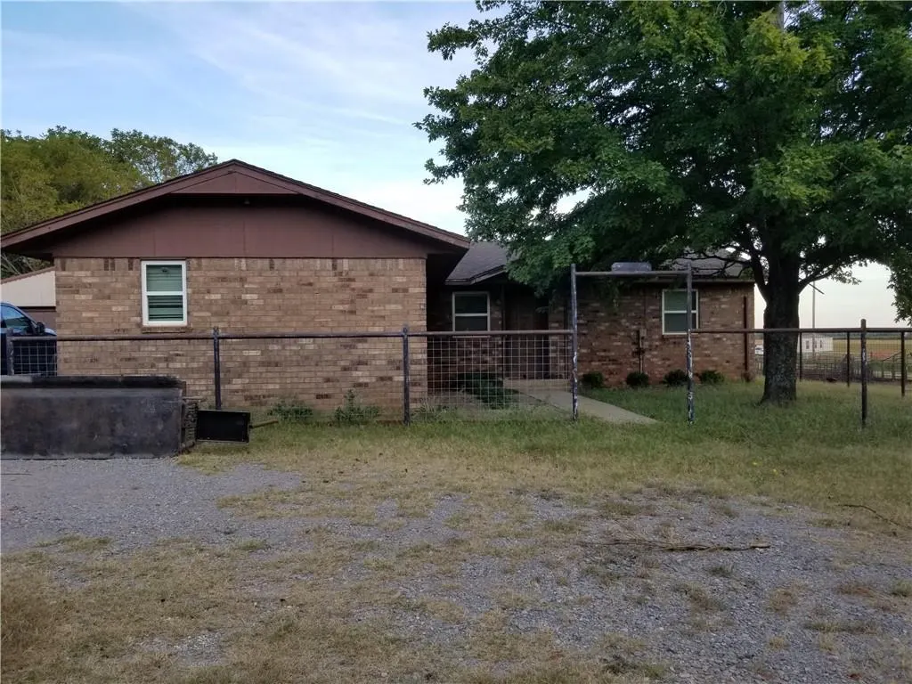Front exterior — 26242 Fernwood Road, Washington, OK 73093