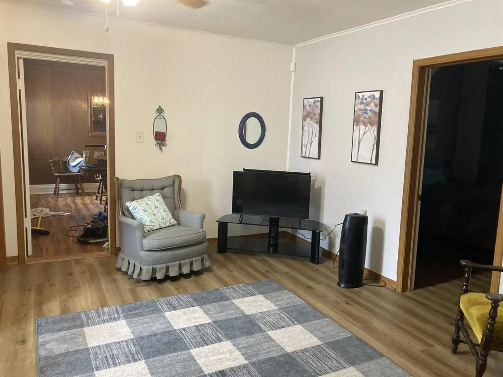 Photo 3 — 536 N Beard Avenue, Shawnee, OK 74801
