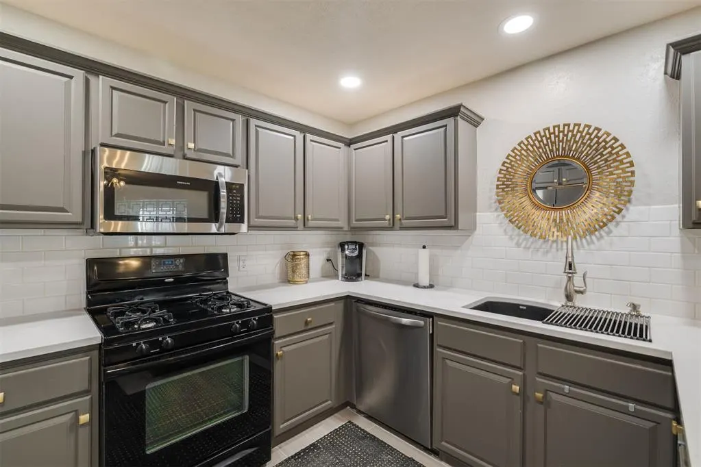 Photo 18 — 13153 Westpark Place, Oklahoma City, OK 73142
