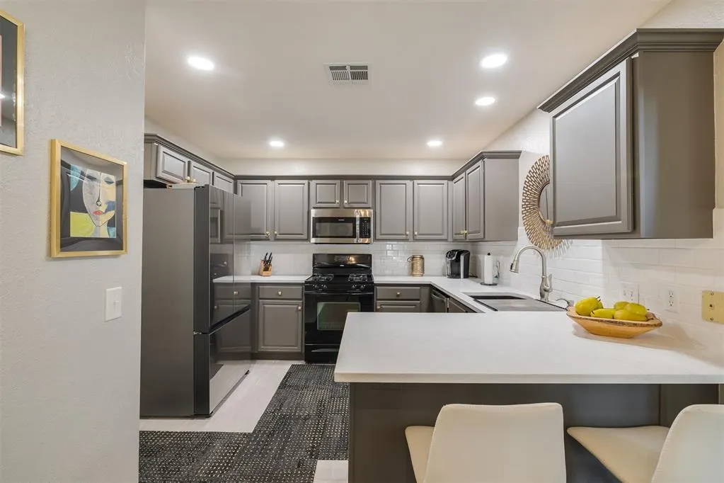 Photo 19 — 13153 Westpark Place, Oklahoma City, OK 73142