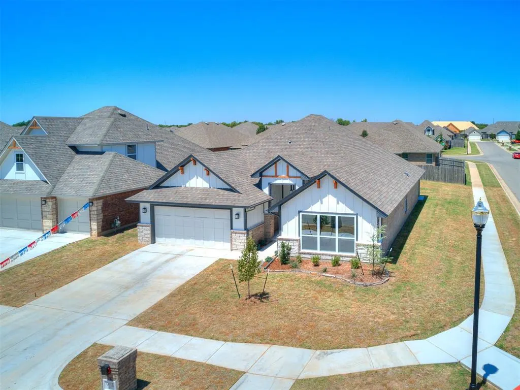 Photo 4 — 913 SW 141st Street, Oklahoma City, OK 73170