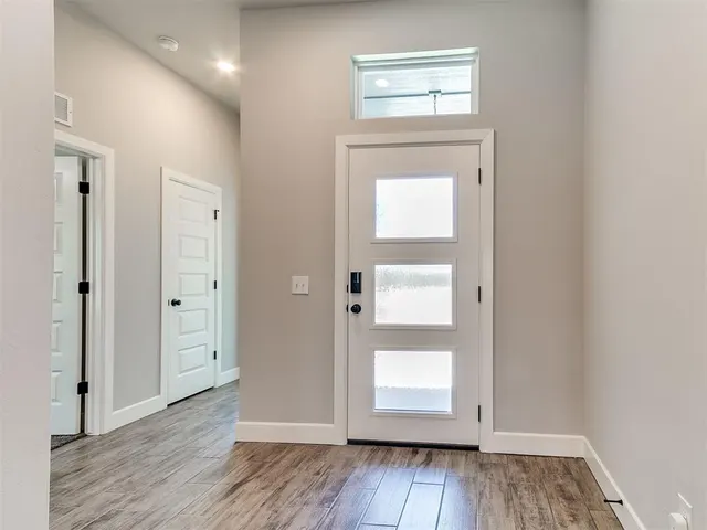 Photo 6 — 913 SW 141st Street, Oklahoma City, OK 73170