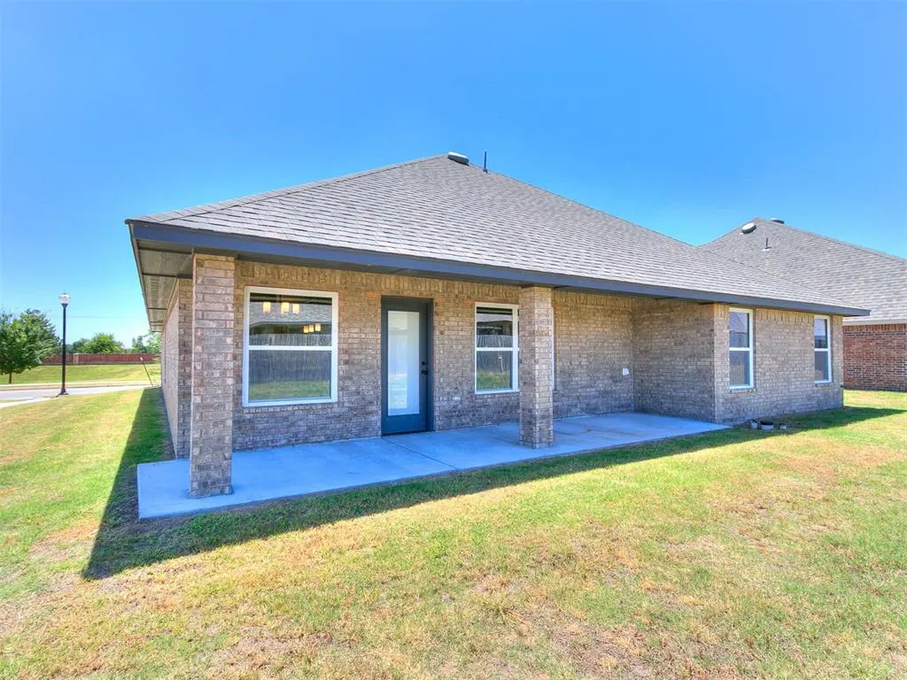 Photo 35 — 913 SW 141st Street, Oklahoma City, OK 73170