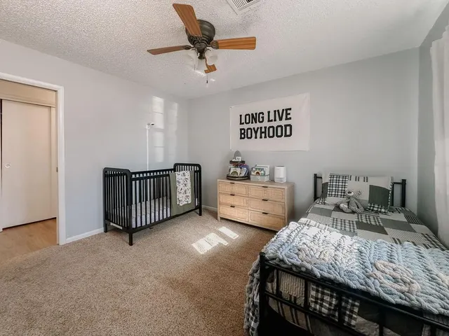 Photo 6 — 619 N Marion Avenue, Hinton, OK 73047