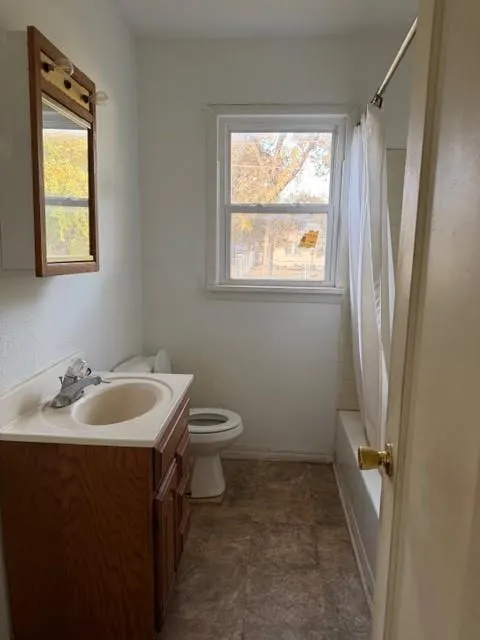 Photo 5 — 916 W London Street, El Reno, OK 73036