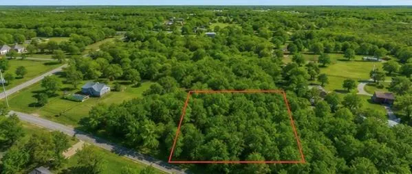 Photo 3 — 32903 Tin Cup Drive, Shawnee, OK 74804