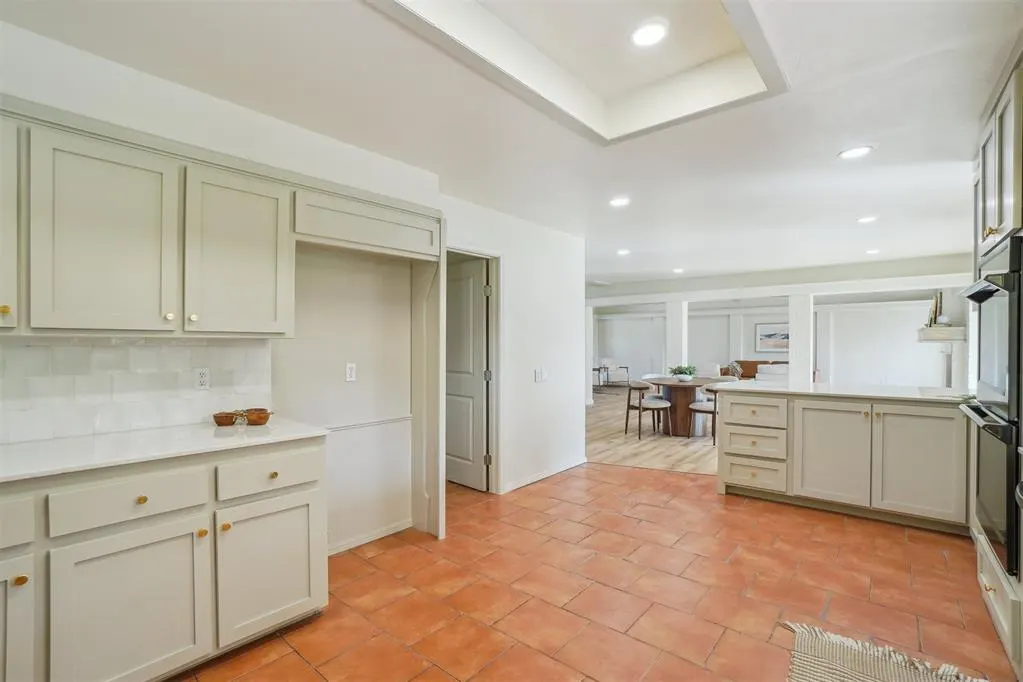 Photo 16 — 12413 Arrowhead Terrace, Oklahoma City, OK 73120