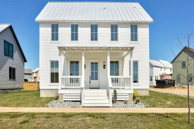 Photo 2 — 39 Lower Greenway, Carlton Landing, OK 74432