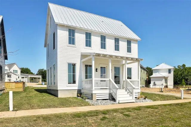 Photo 3 — 39 Lower Greenway, Carlton Landing, OK 74432