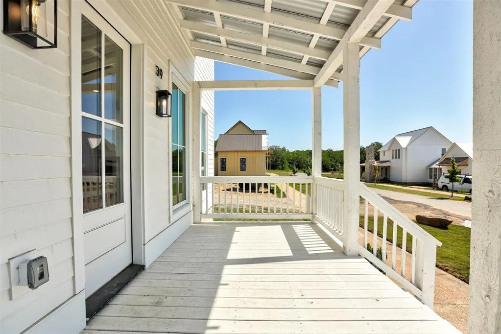 Photo 5 — 39 Lower Greenway, Carlton Landing, OK 74432