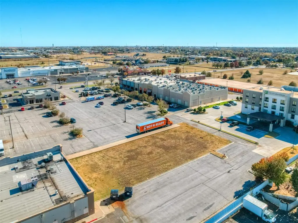Photo 2 — 7801 S Walker Avenue, Oklahoma City, OK 73139