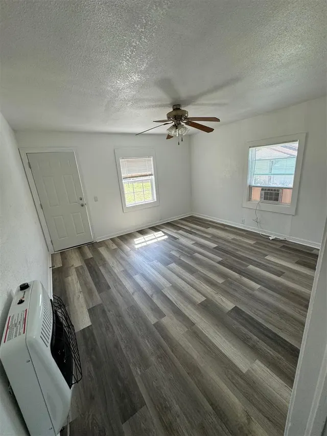 Photo 8 — 506 N 5th, Sayre, OK 73662