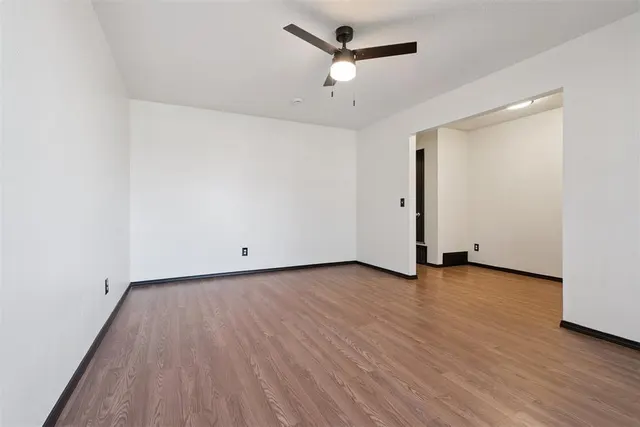 Photo 5 — 1420 NE 8th Street, Oklahoma City, OK 73117