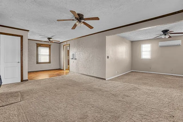 Photo 5 — 131 Thornton Lane, Elk City, OK 73644