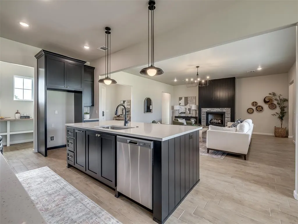 Photo 11 — 8103 Goldfinch Drive, Guthrie, OK 73044