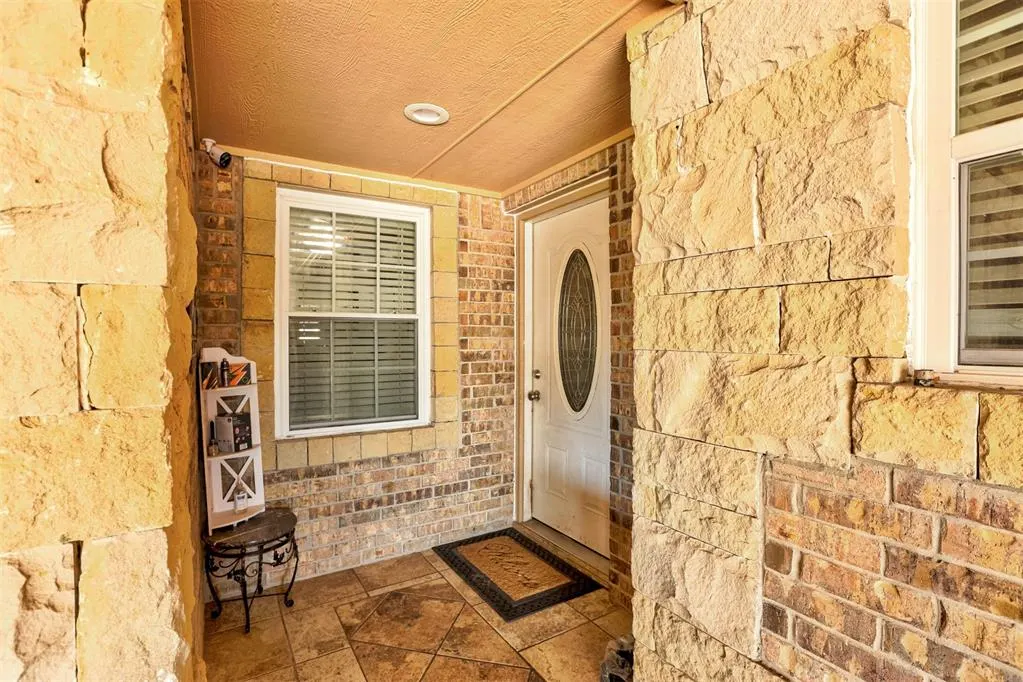 Photo 3 — 2633 SW 57th Street, Oklahoma City, OK 73119