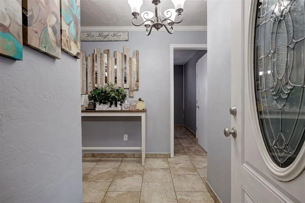 Photo 4 — 2633 SW 57th Street, Oklahoma City, OK 73119
