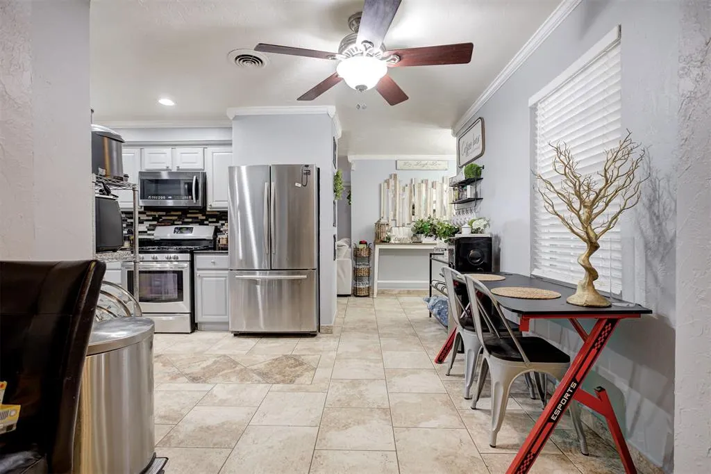 Photo 10 — 2633 SW 57th Street, Oklahoma City, OK 73119