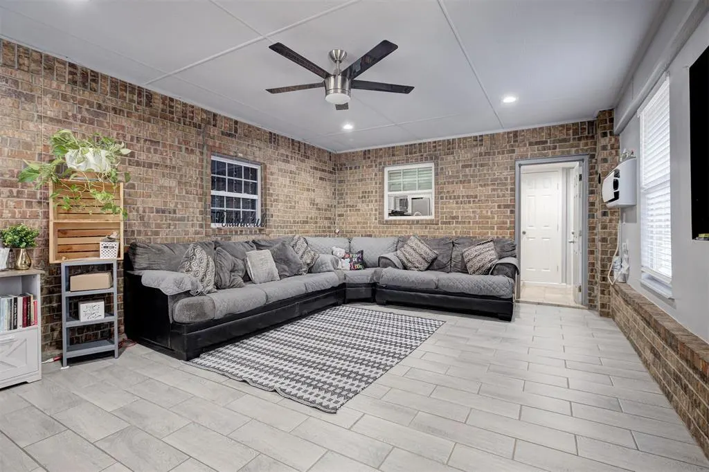 Photo 37 — 2633 SW 57th Street, Oklahoma City, OK 73119