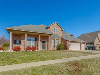 Sold home at 9221 SW 26th Street