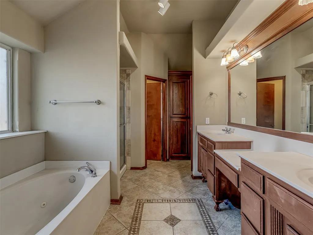 Photo 12 — 9221 SW 26th Street, Oklahoma City, OK 73128