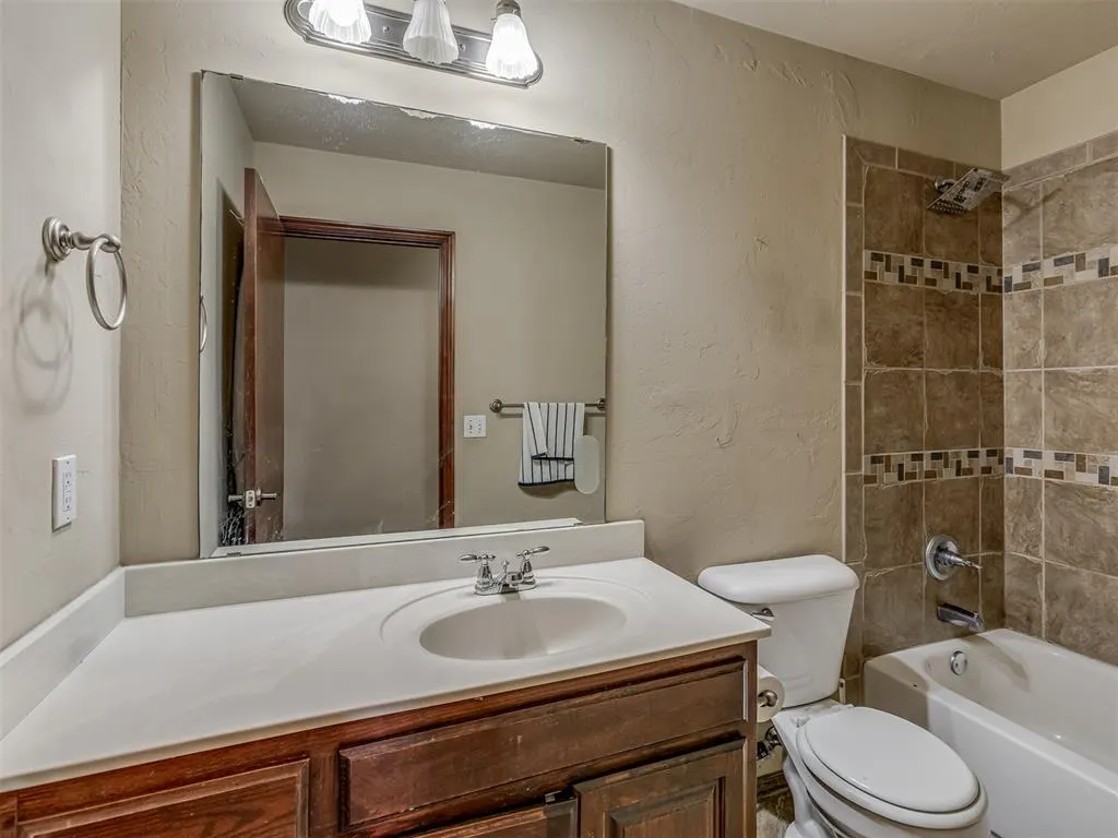 Photo 18 — 9221 SW 26th Street, Oklahoma City, OK 73128