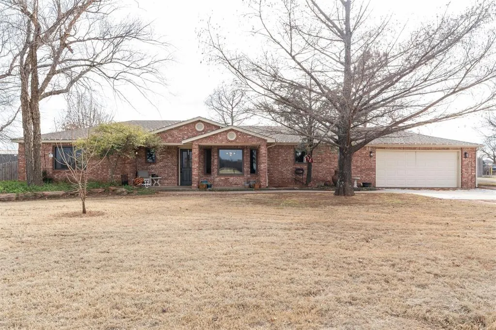 Front exterior — 5232 E Tyler Drive, Tuttle, OK 73089