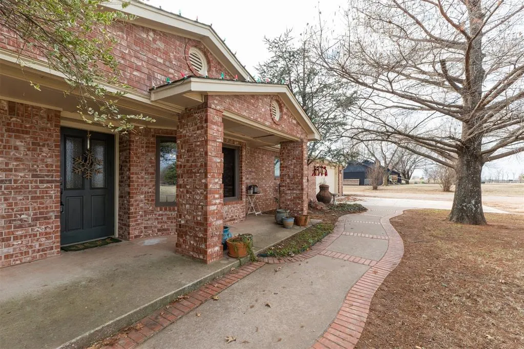 Photo 2 — 5232 E Tyler Drive, Tuttle, OK 73089