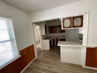 Sold home at 313 E Jacobs Drive