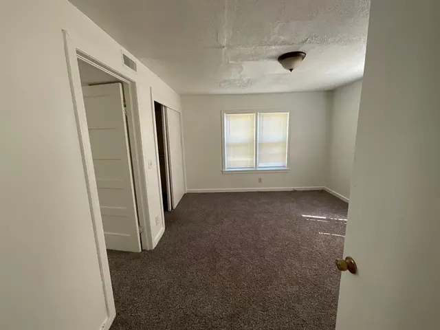Photo 3 — 313 E Jacobs Drive, Midwest City, OK 73110