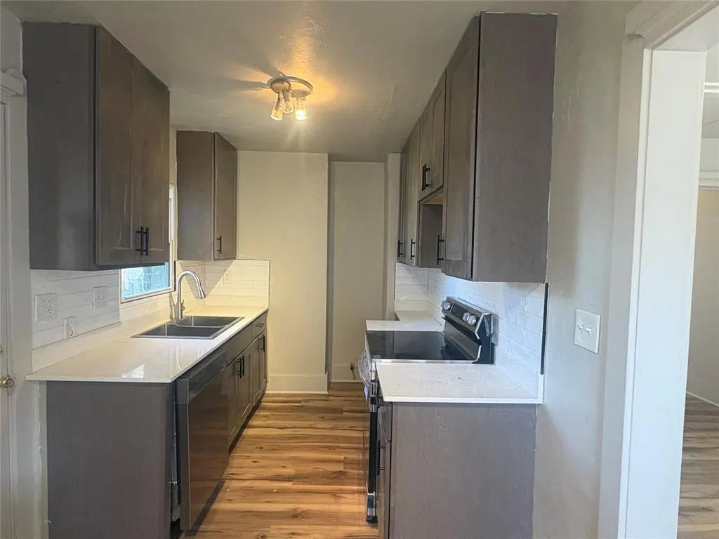 Photo 13 — 1141 NW 43rd Street, Oklahoma City, OK 73118