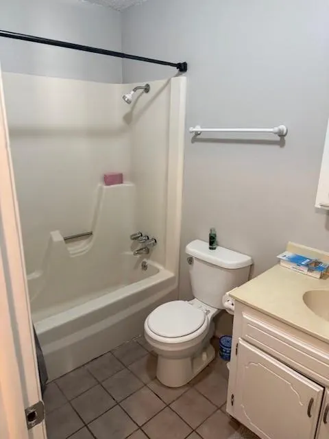 Photo 11 — 1123 E Katy Drive, Altus, OK 73521
