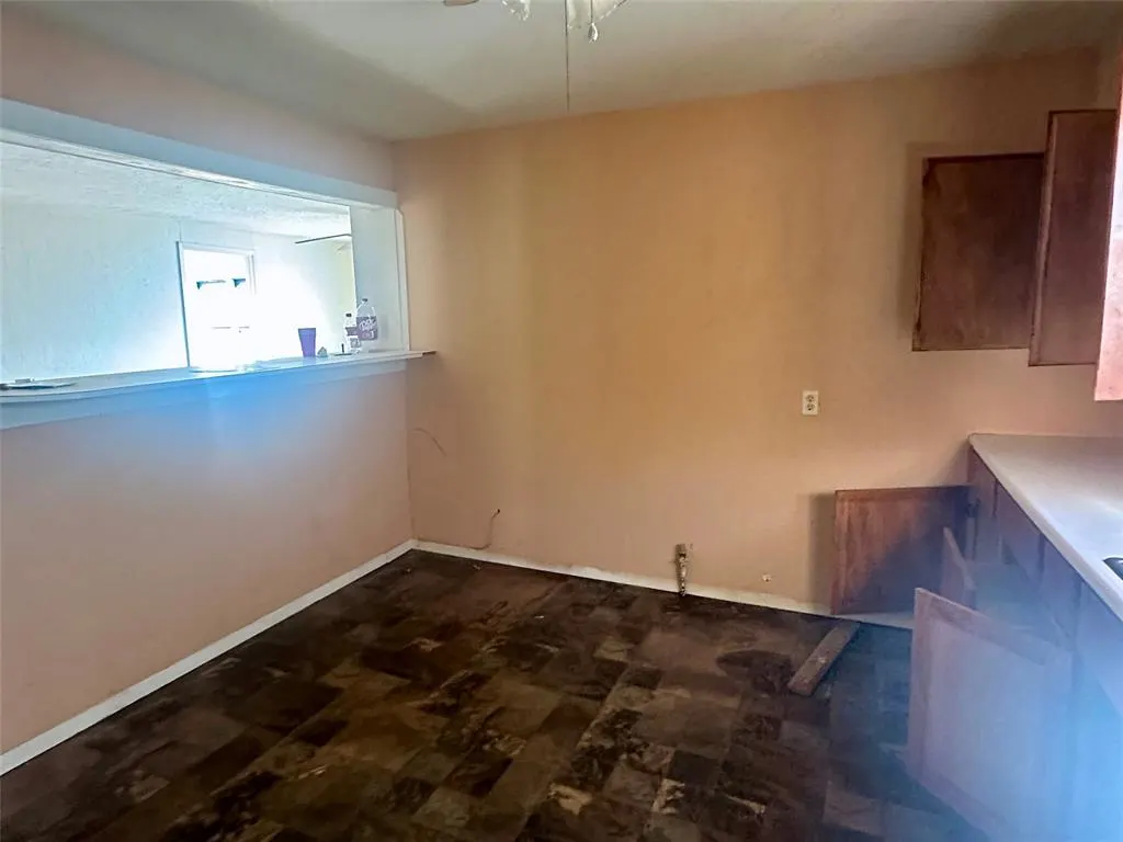 Photo 9 — 417 W Liveoak Street, Altus, OK 73521