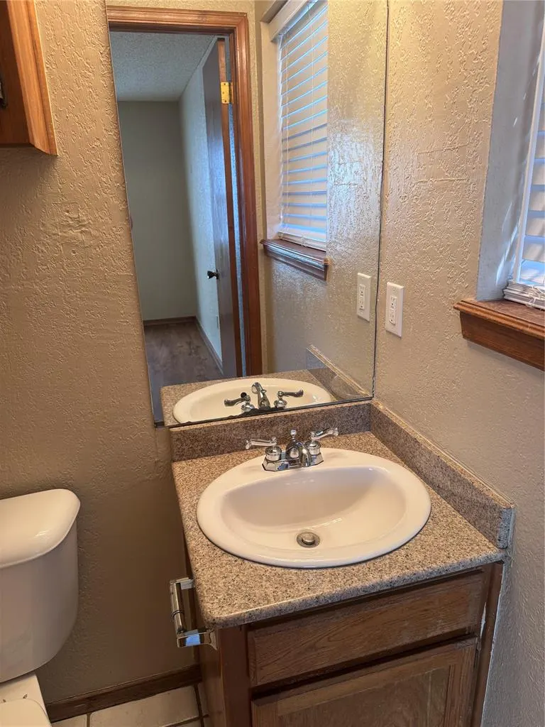 Photo 9 — 1009 Lapwing Road, Edmond, OK 73003