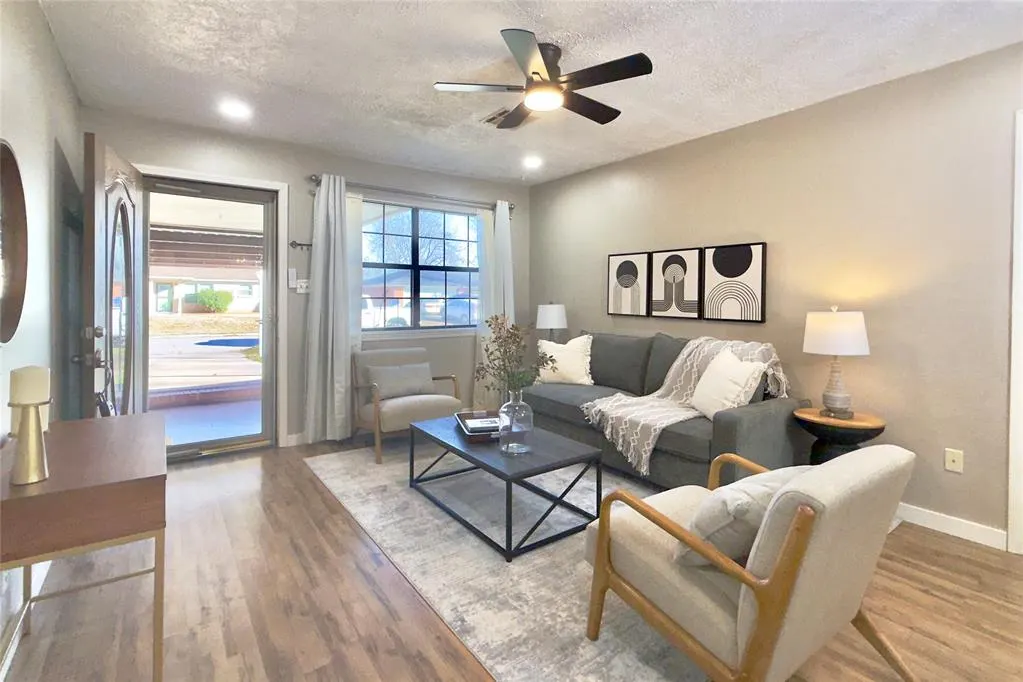Photo 5 — 513 N Bell Drive, Crescent, OK 73028