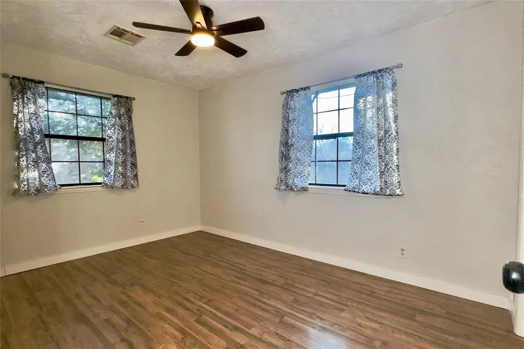 Photo 19 — 513 N Bell Drive, Crescent, OK 73028