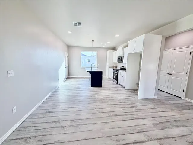 Photo 3 — 815 W Franklin Street, Shawnee, OK 74804