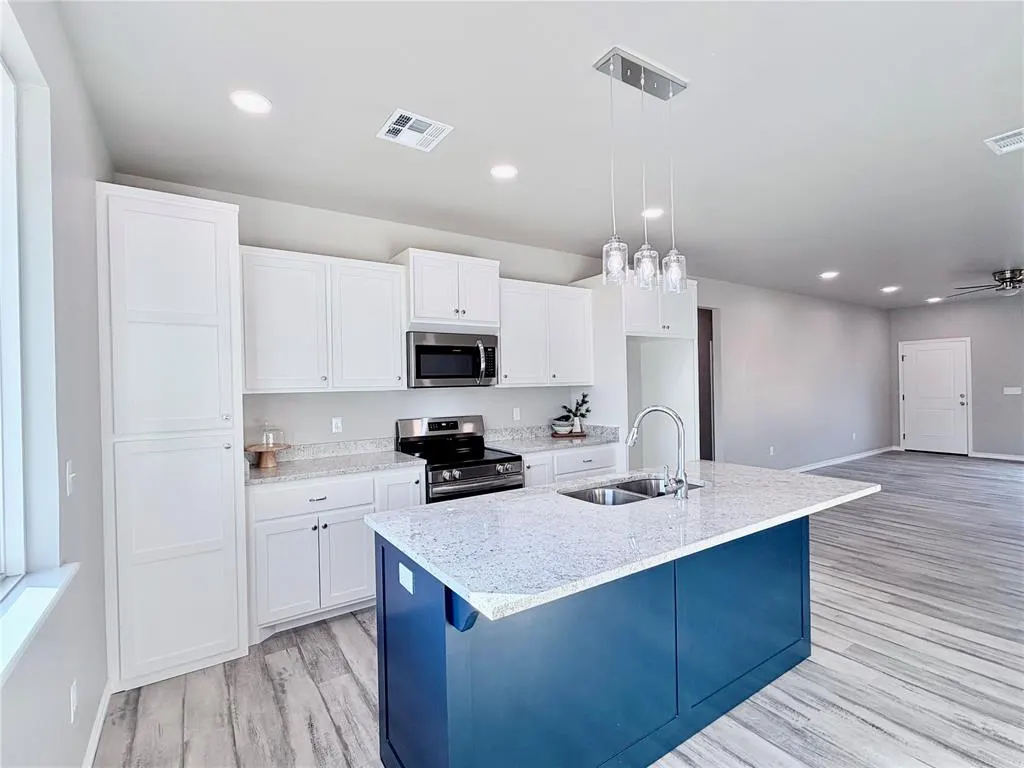 Photo 5 — 815 W Franklin Street, Shawnee, OK 74804