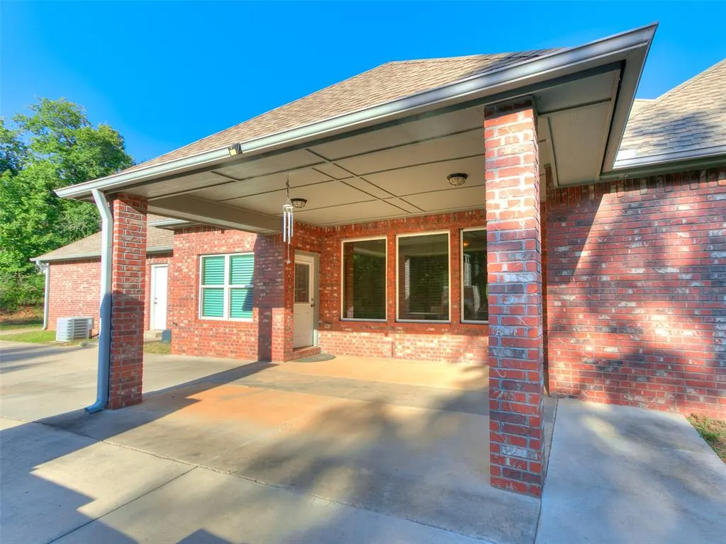 Photo 14 — 3725 Indian Point Circle, Norman, OK 73026