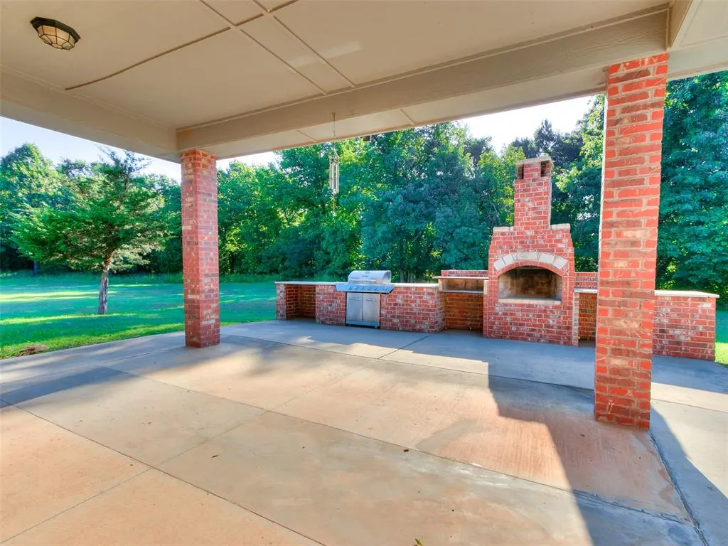 Photo 16 — 3725 Indian Point Circle, Norman, OK 73026