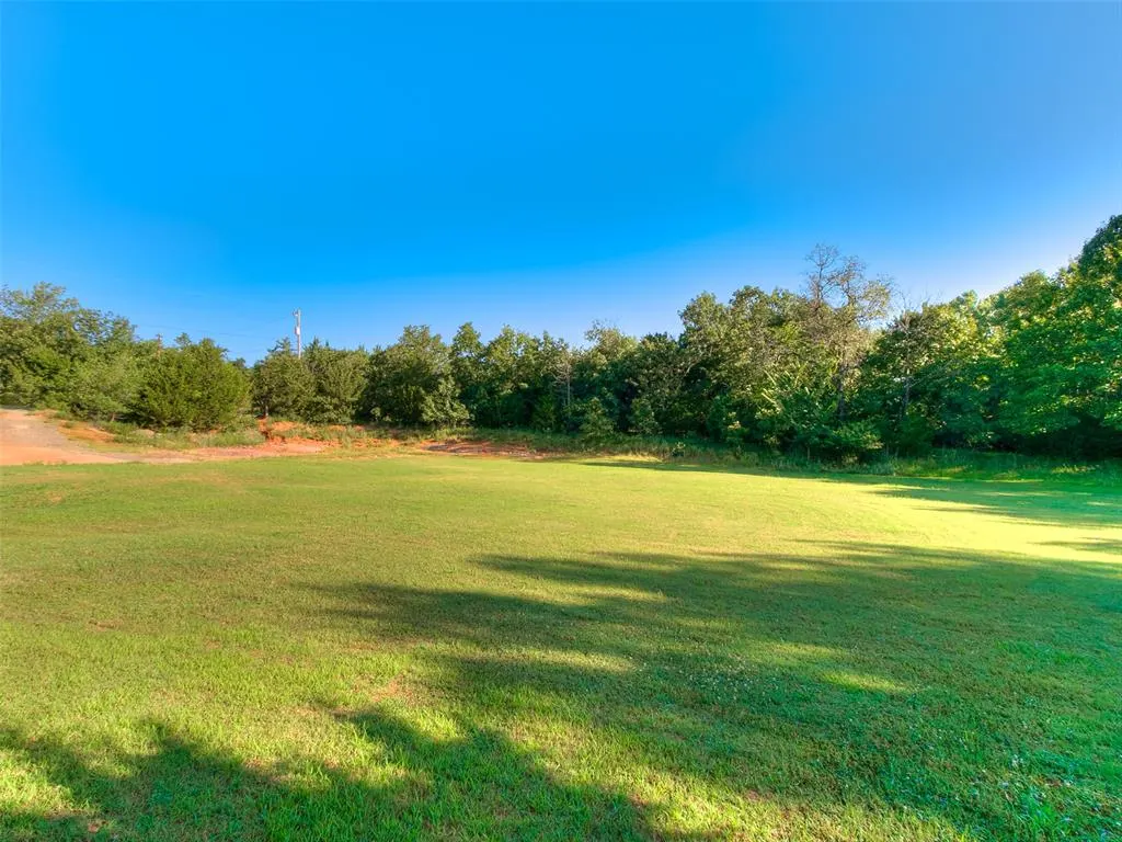Photo 17 — 3725 Indian Point Circle, Norman, OK 73026