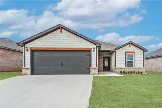 Sold home at 1903 Palmatum Road