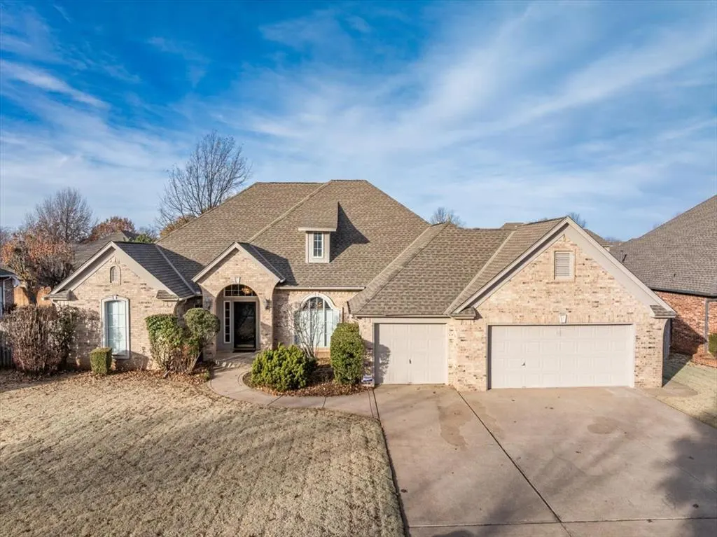 Front exterior — 11105 S Brookline Avenue, Oklahoma City, OK 73170