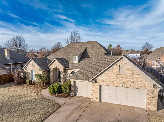 Photo 2 — 11105 S Brookline Avenue, Oklahoma City, OK 73170