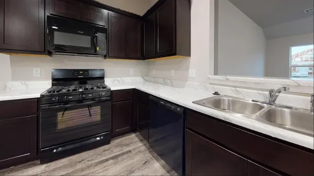 Photo 5 — 40963 Alpine Meadow Drive, Shawnee, OK 74804