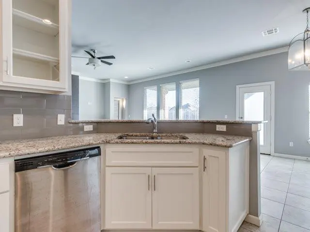 Photo 19 — 7001 W Cherokee Crossing, Warr Acres, OK 73132