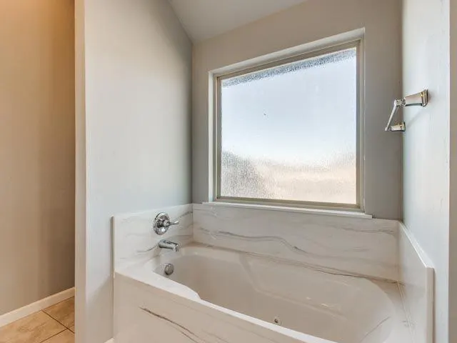 Photo 32 — 7001 W Cherokee Crossing, Warr Acres, OK 73132