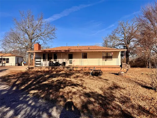 Photo 4 — 22922 Brooksville Road, Tecumseh, OK 74873