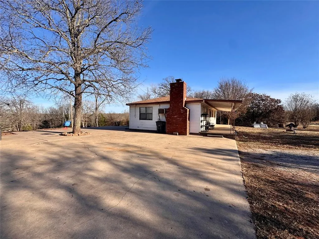 Photo 5 — 22922 Brooksville Road, Tecumseh, OK 74873