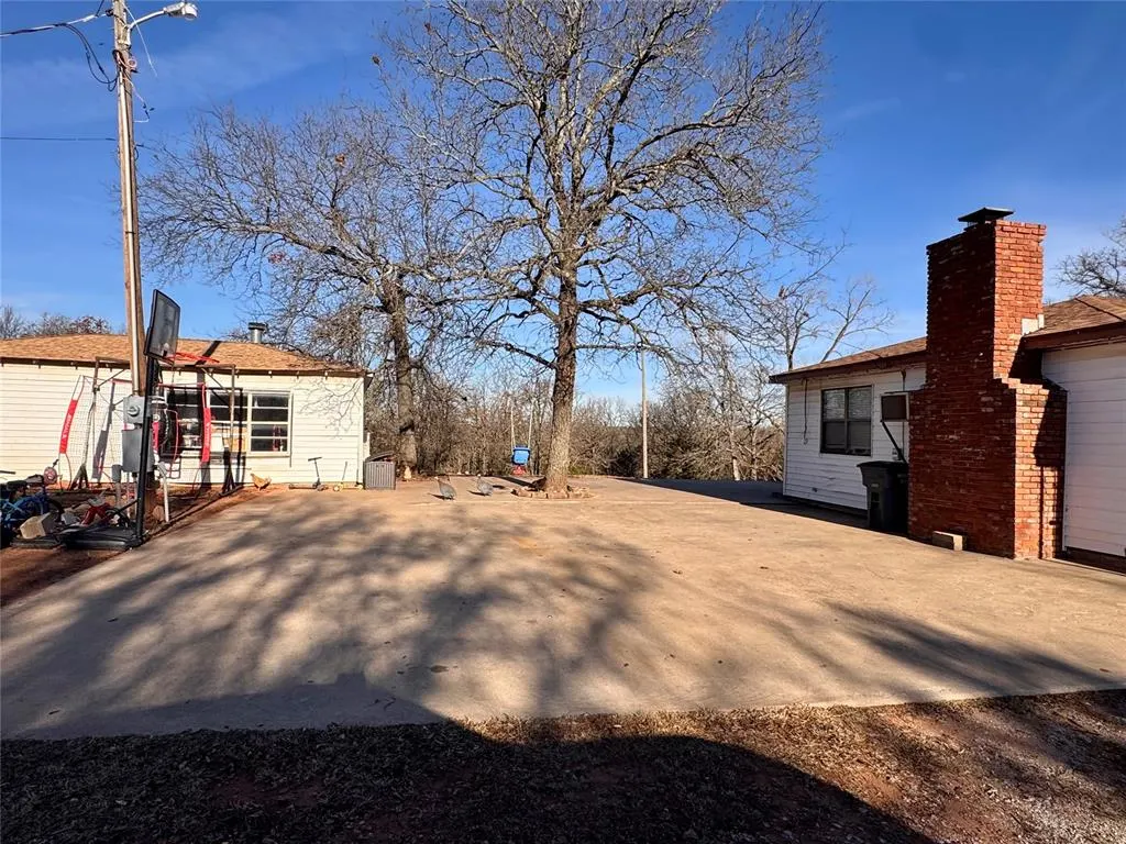 Photo 7 — 22922 Brooksville Road, Tecumseh, OK 74873